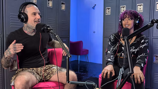 Ariel Talks To Daisy And Teff About Their Recent Match - Evolved Fights